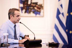 Νέα Δημοκρατία Αντιμέτωπη με Εσωτερικές Προκλήσεις και Δημόσια Αποδοκιμασία