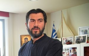 «Ο Πατέρας Αντώνιος Αρνείται τις Κατηγορίες και Μιλά για τις Καταγγελίες»